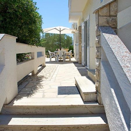 Two Bedroom Apartments Elvira Novalja Exterior photo